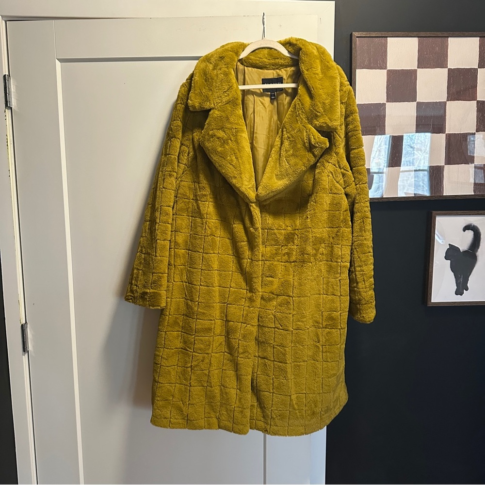 18/20 coat Eloquii